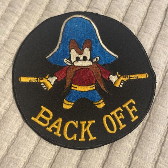 YOSEMITE SAM "BACK OFF" EMBROIDERED IRON-ON PATCH - Picture 1 of 2